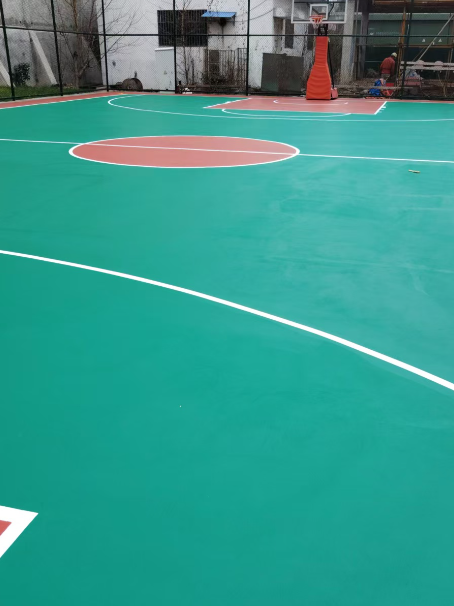 南皮 球场长期使用易出现地面开裂